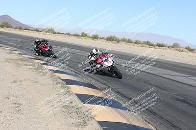 media/Dec-01-2025-Moto Forza (Mon) [[2daa91e15f]]/1-Advanced Group/Session 4 (Turn 10 Inside)/